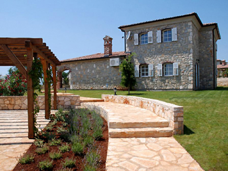 Villa Barat