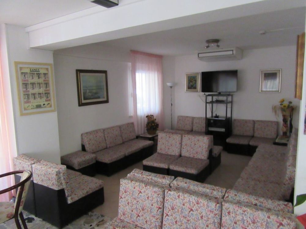 Hotel Urania