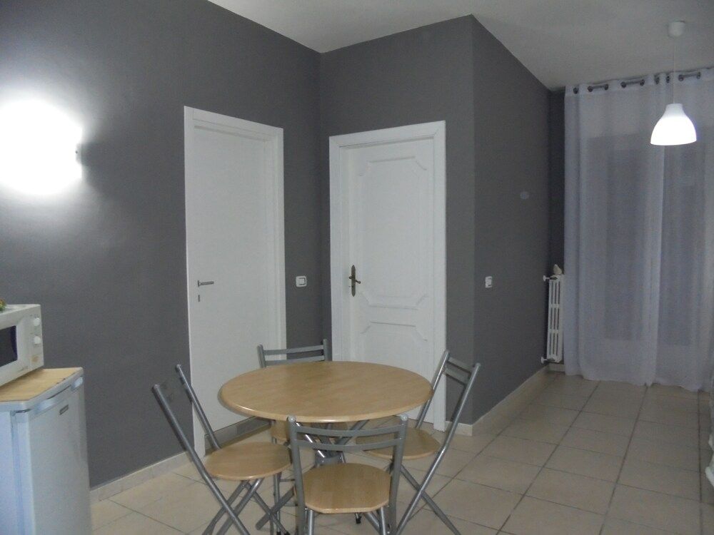 Bed & Breakfast Travel & Living