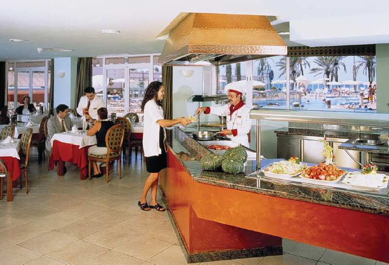 Universal Hotel Neptuno