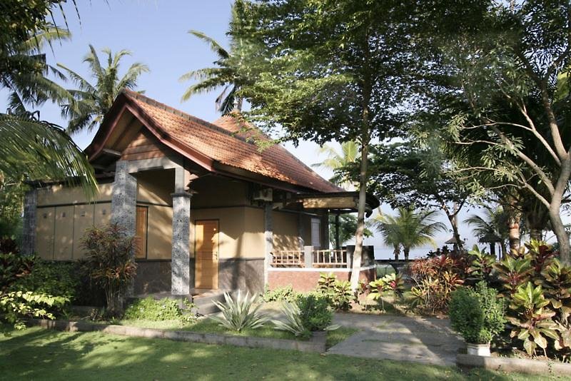 Nugraha Lovina Sea View Resort & Spa