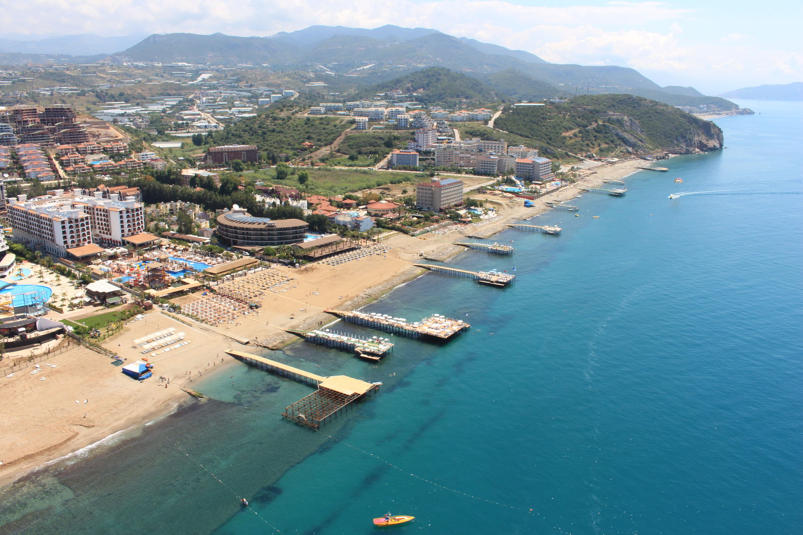 Quattro Beach Spa & Resort Hotel