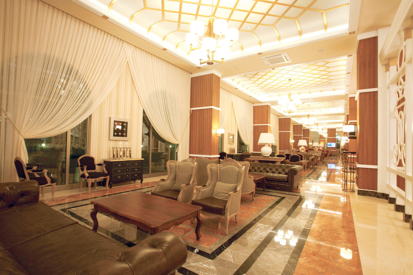 Quattro Beach Spa & Resort Hotel