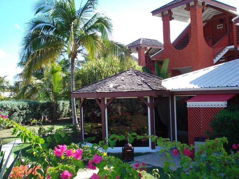 Palm Court Residence & Hotel at Orient Beach
