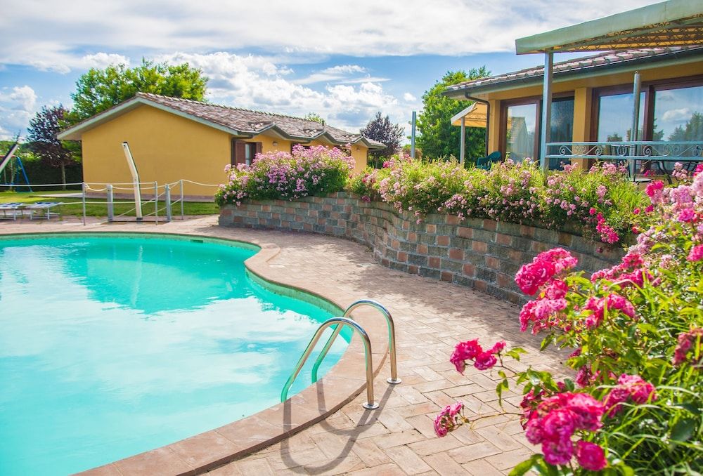 Villaggio Albergo Le Macerine