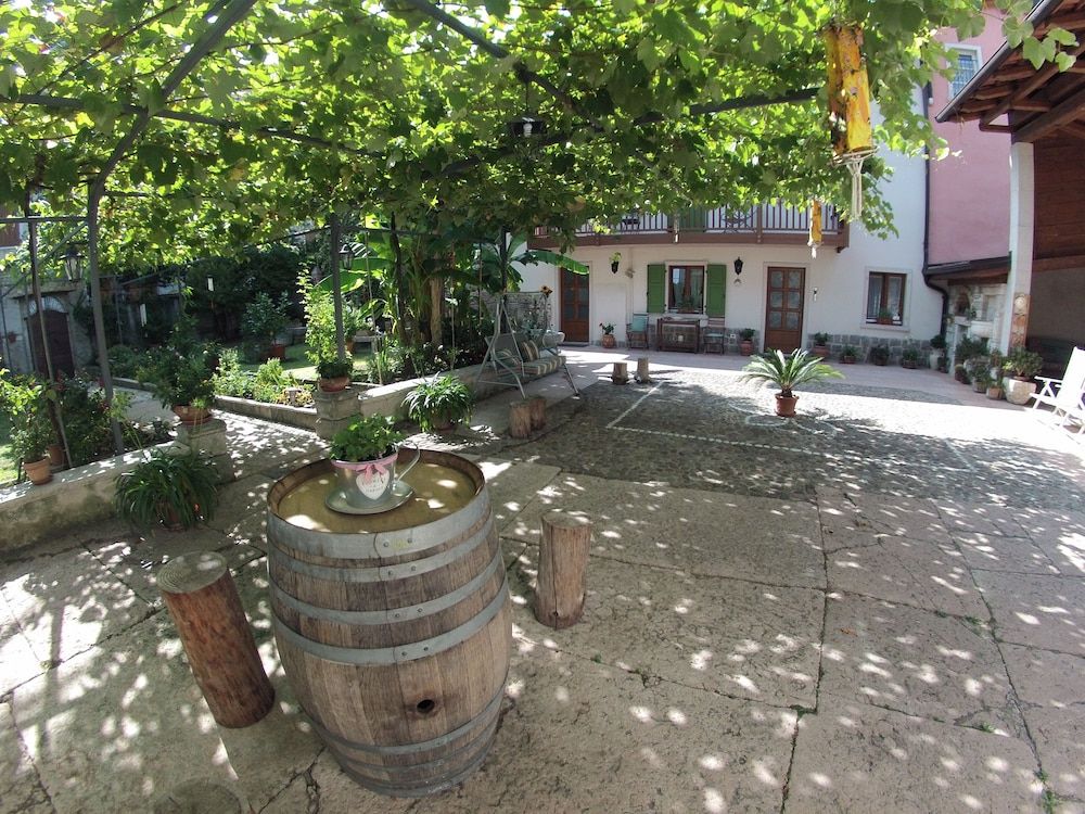 La Bella Corte
