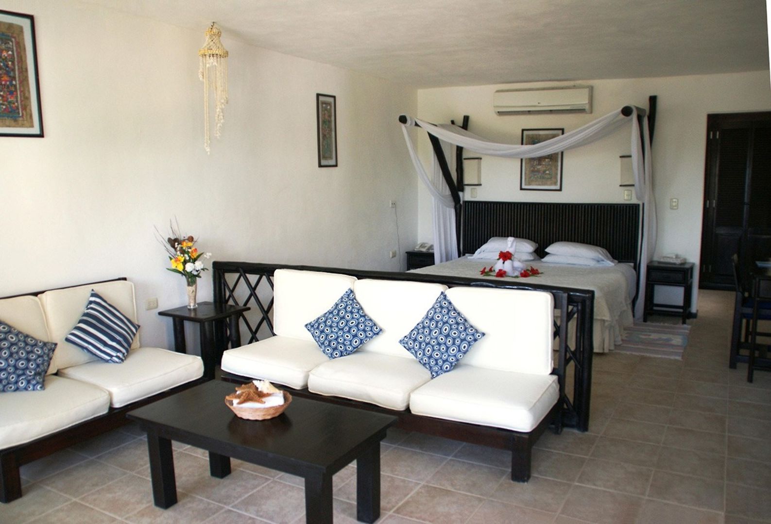 Mía Tulum Resort