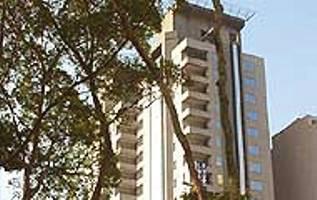 Twin Towers Flat