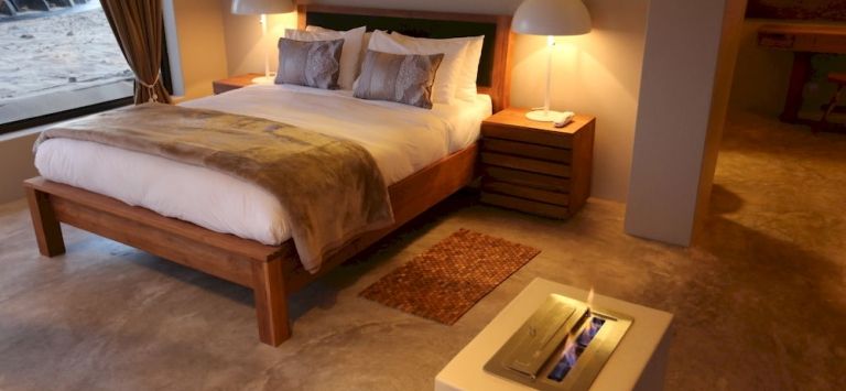 Pelican Point Lodge