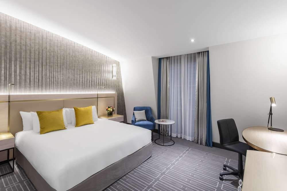 Paradox Sydney