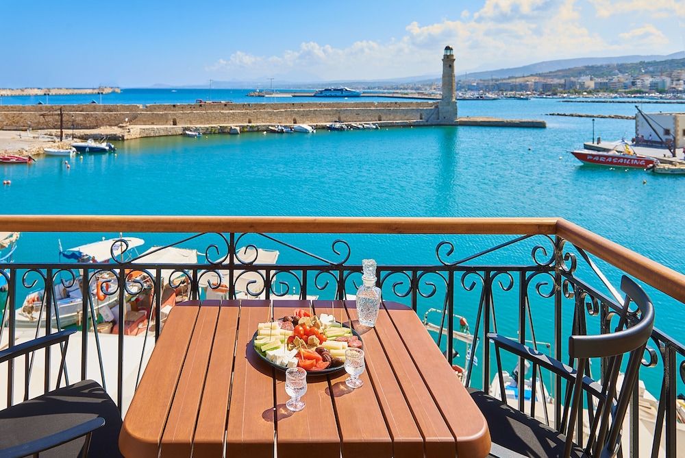Vista Del Porto Suites