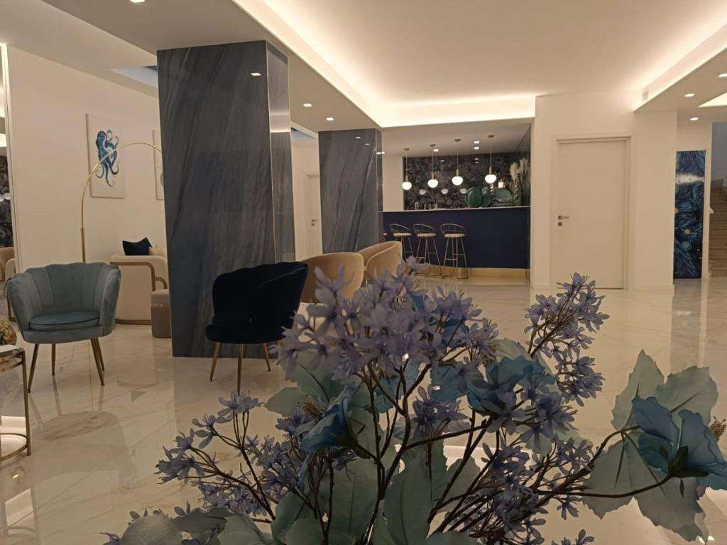 Eden Bleu