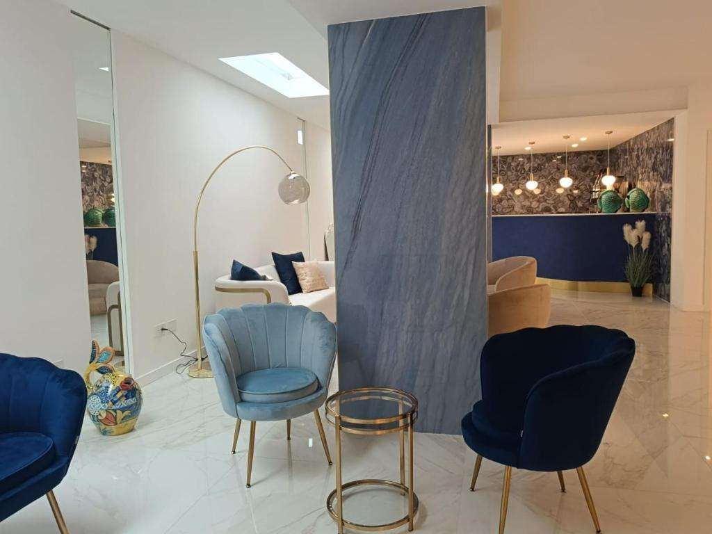 Eden Bleu