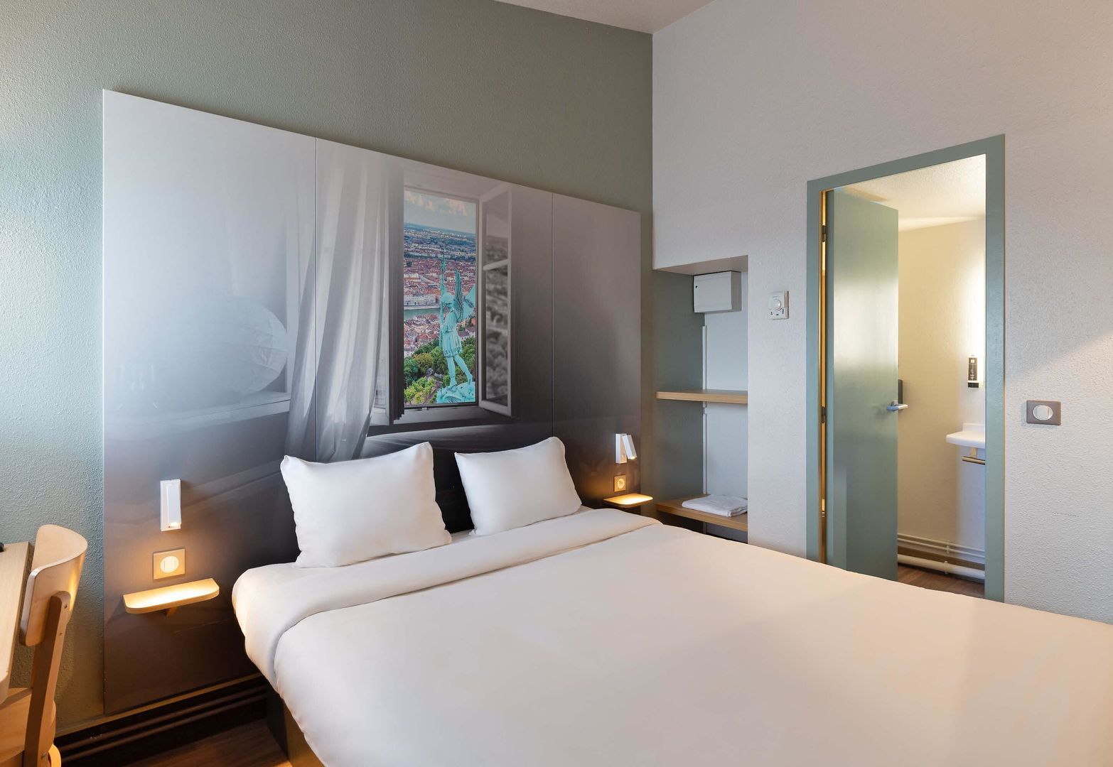B&B HOTEL Lyon Saint-Priest