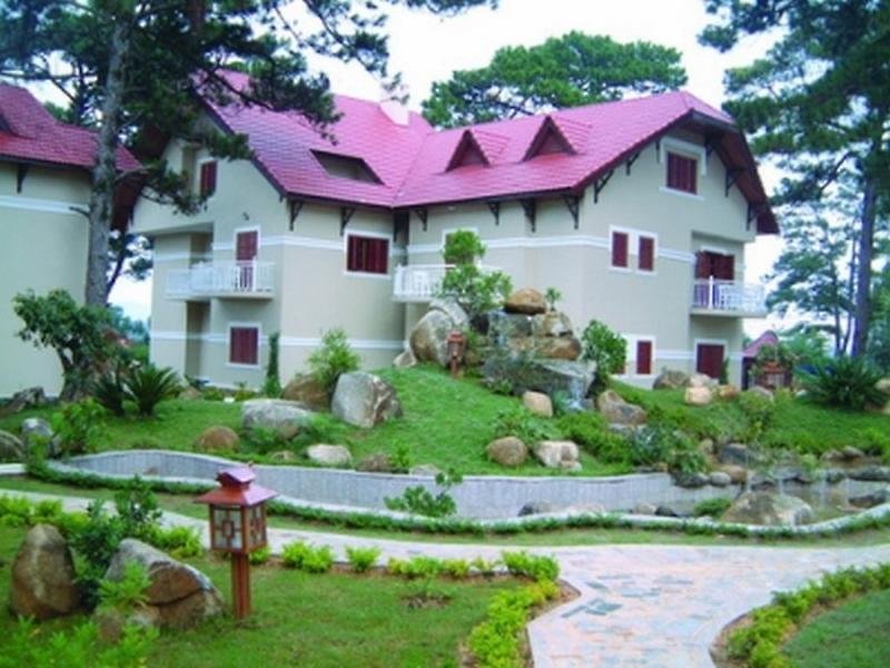 Monet Garden Villa