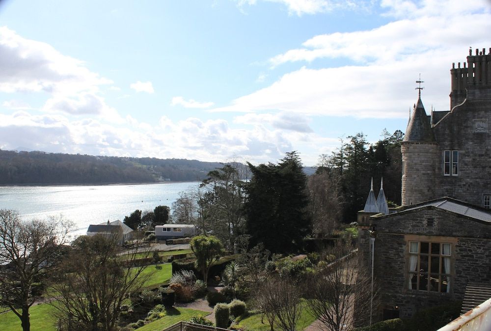 Chateau Rhianfa