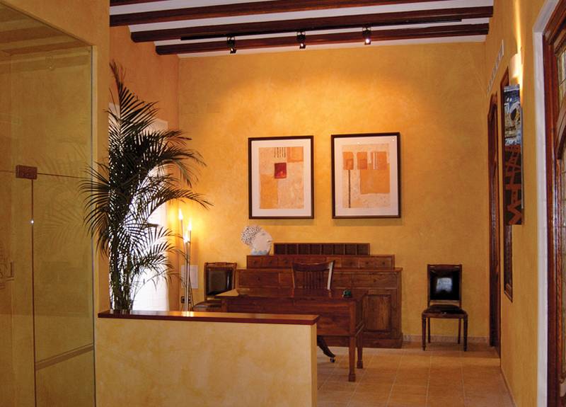 L'Agora Hotel