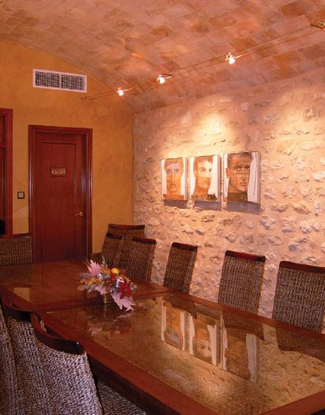 L'Agora Hotel