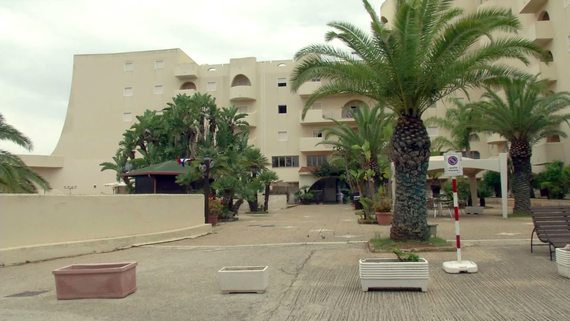 Paradise Beach Resort