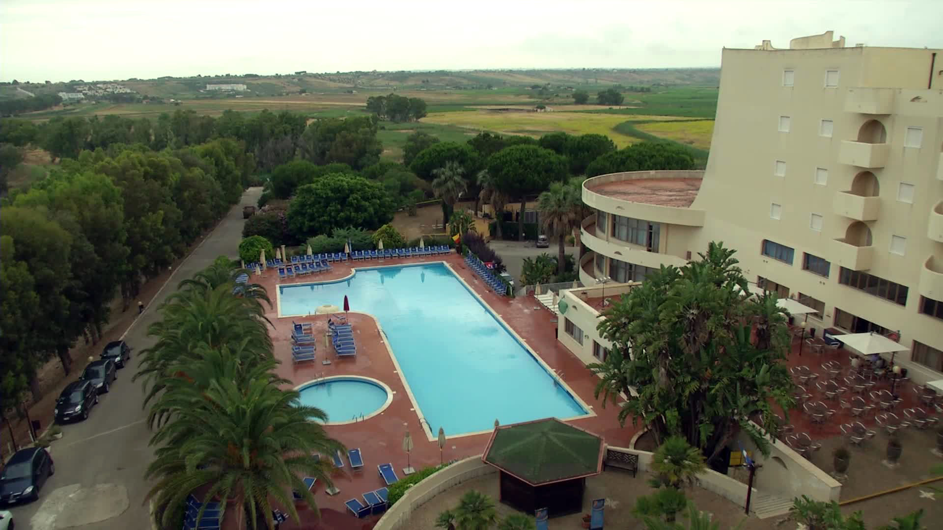 Paradise Beach Resort