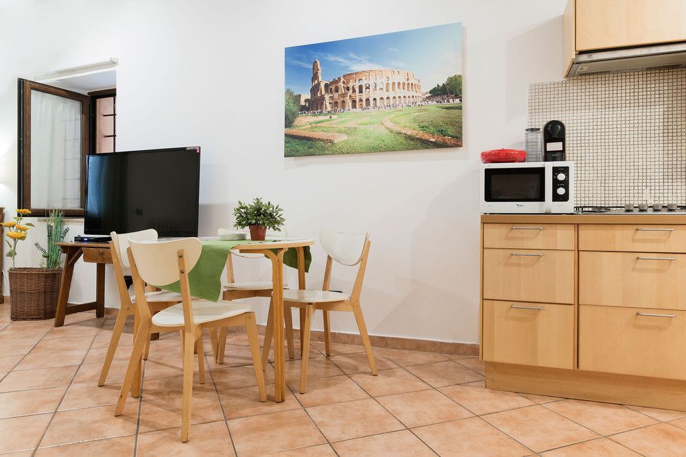 Coliseum Rome Apartments