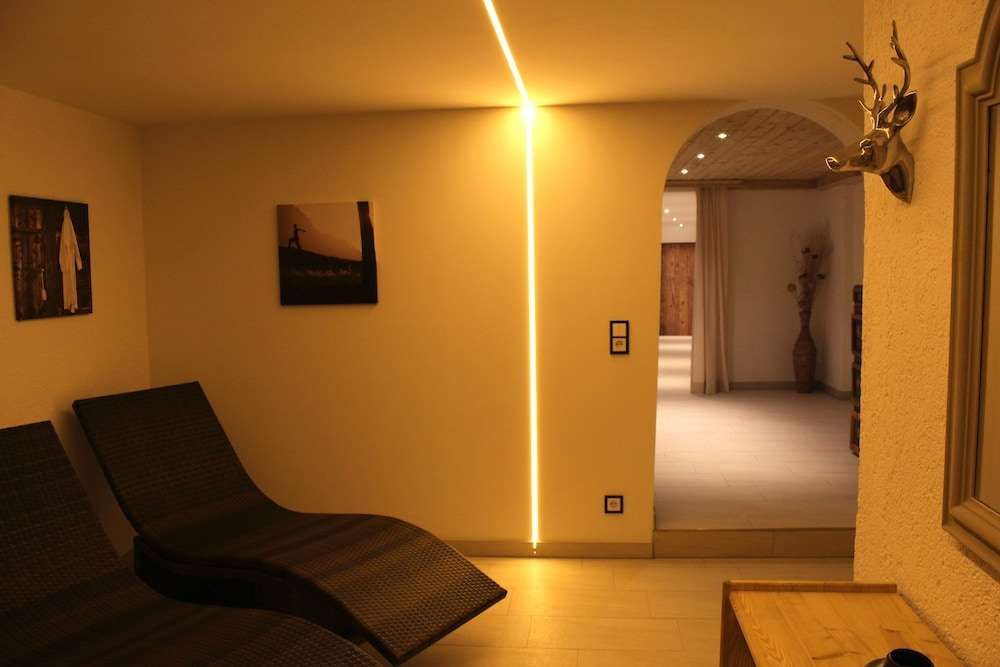 Alpine Chalet Schoenbichl
