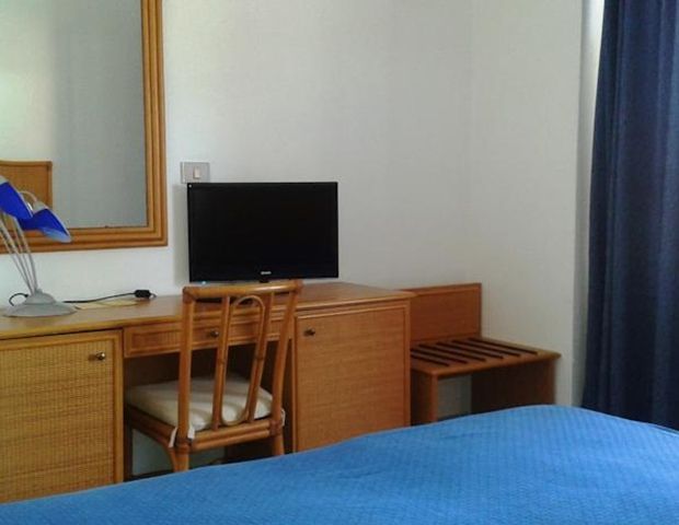 Hotel Rojas