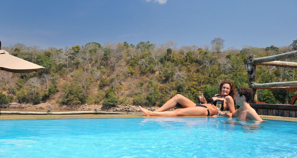 Serena Mivumo River Lodge