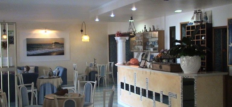 Cristina Hotel