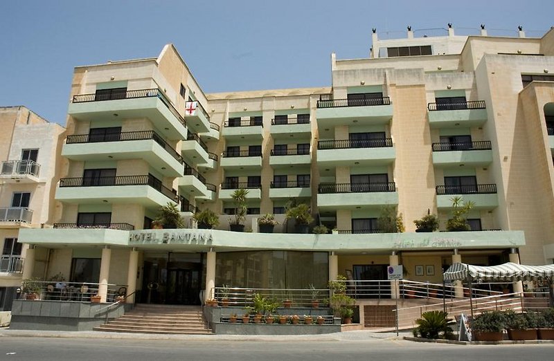 Hotel Santana