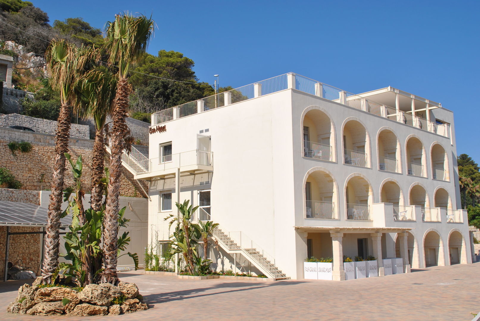 Est Hotel