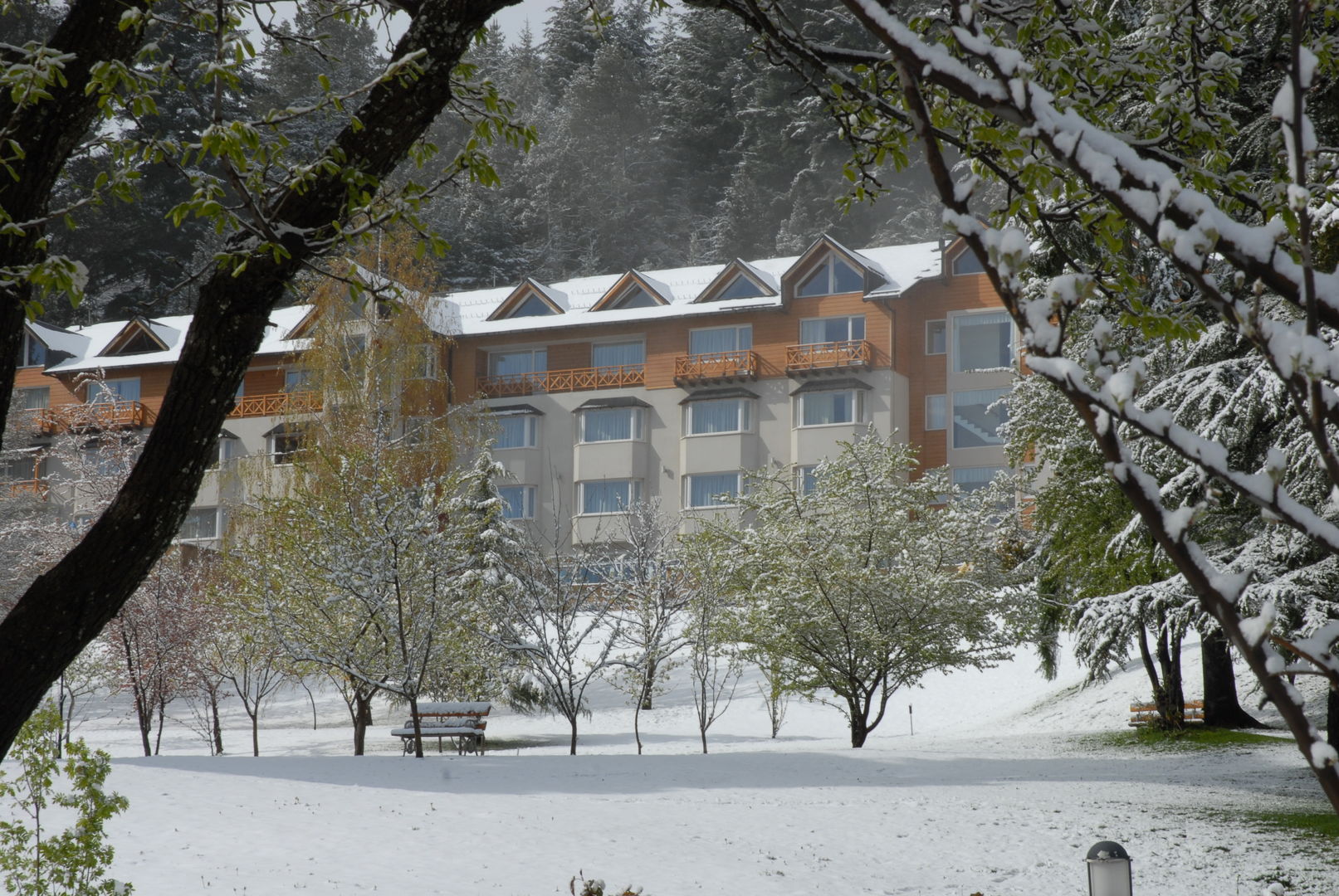 Huinid Bustillo Hotel & Spa