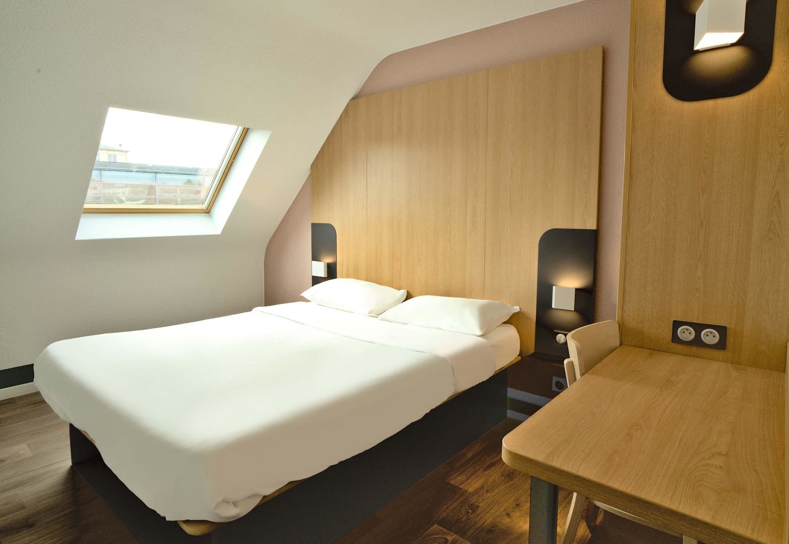 B&B HOTEL Dreux Centre
