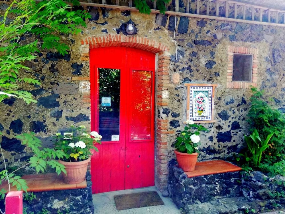 Cirasellaetna