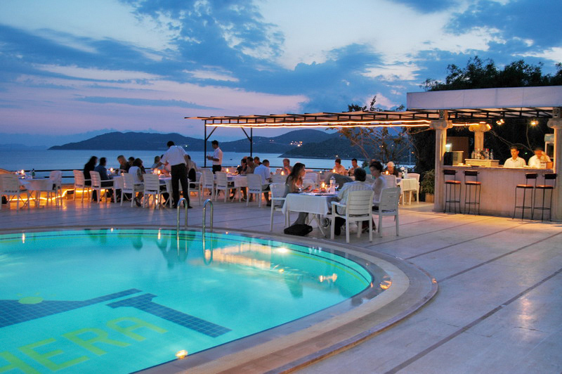 Hera Hotel