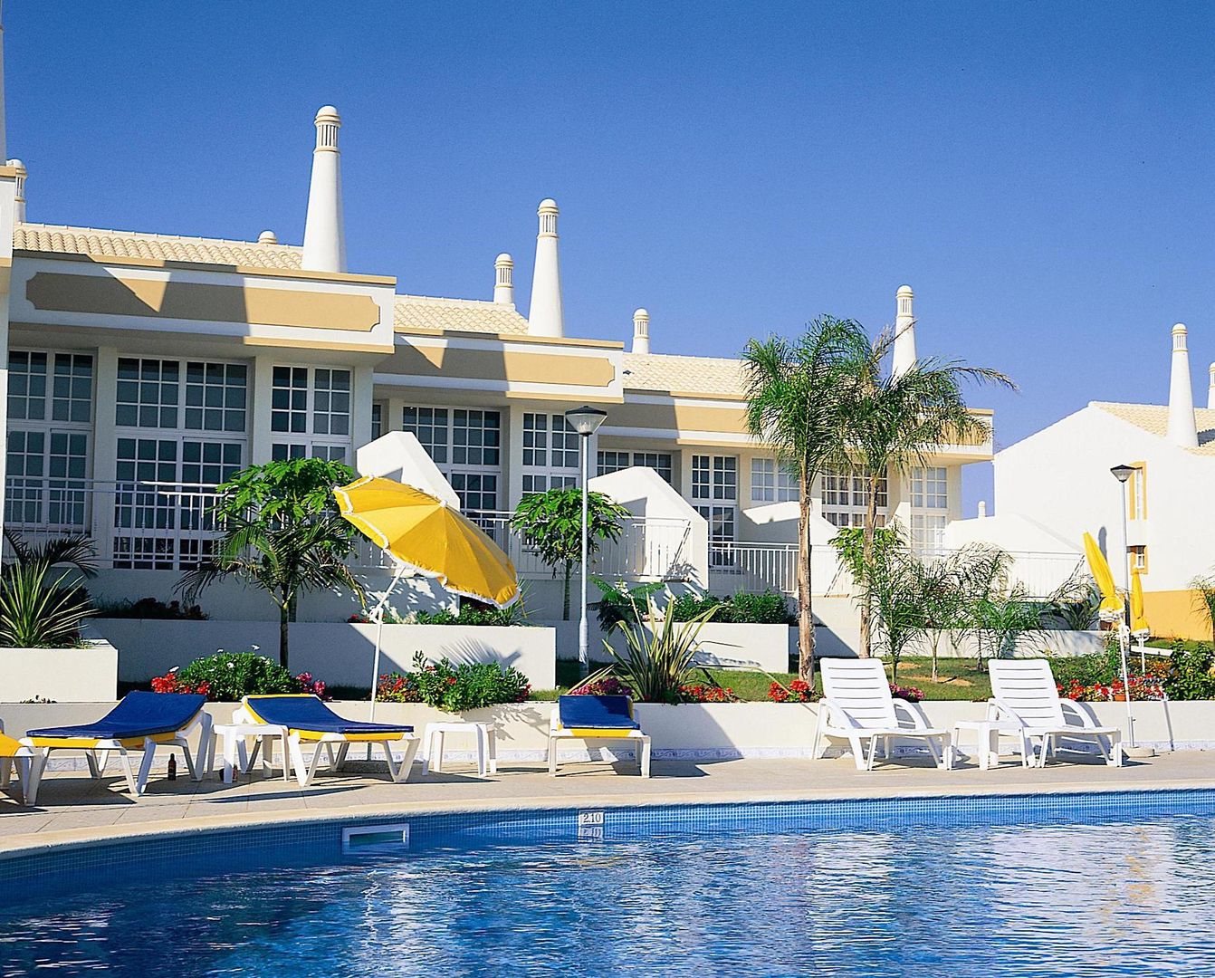 Ponta Grande Resort