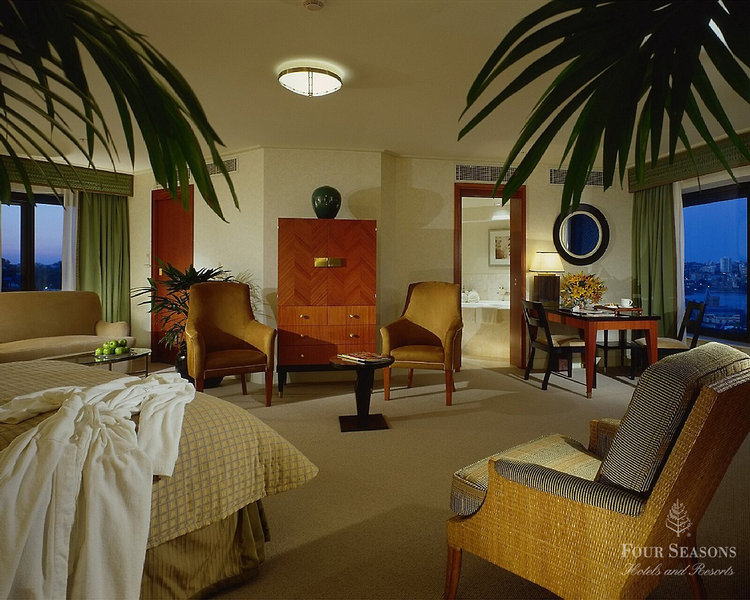 Four Seasons Hotel Sydney