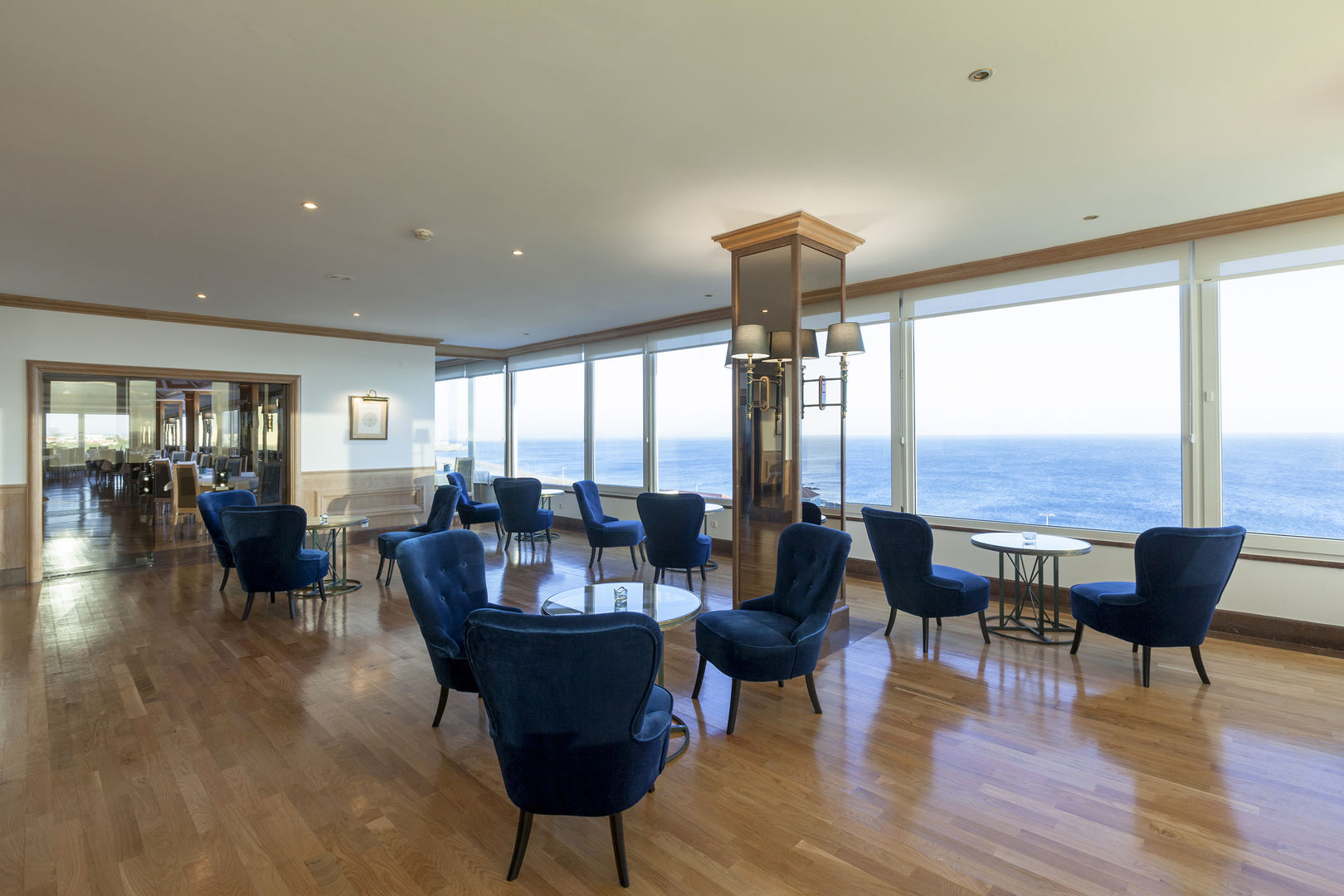 Carcavelos Beach Hotel