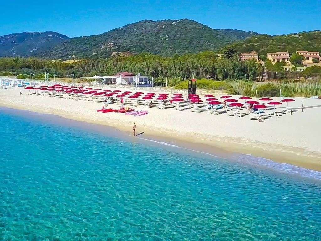 Limone Beach Resort