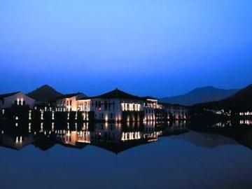 Fuchun Resort