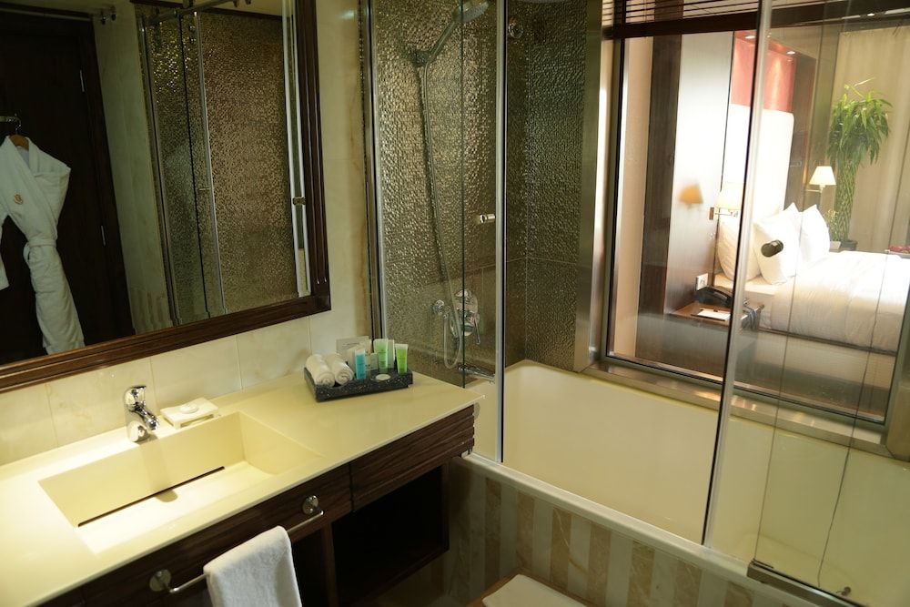 Golden Lili Resort & Spa