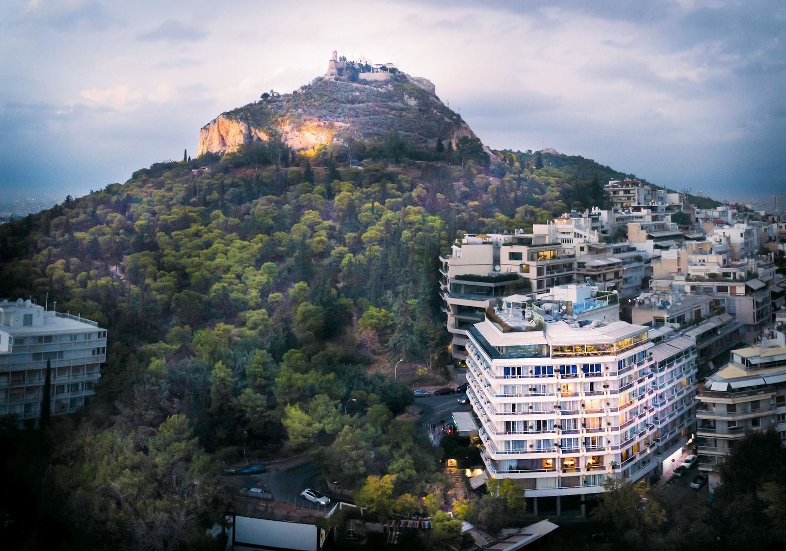St. George Lycabettus Lifestyle Hotel