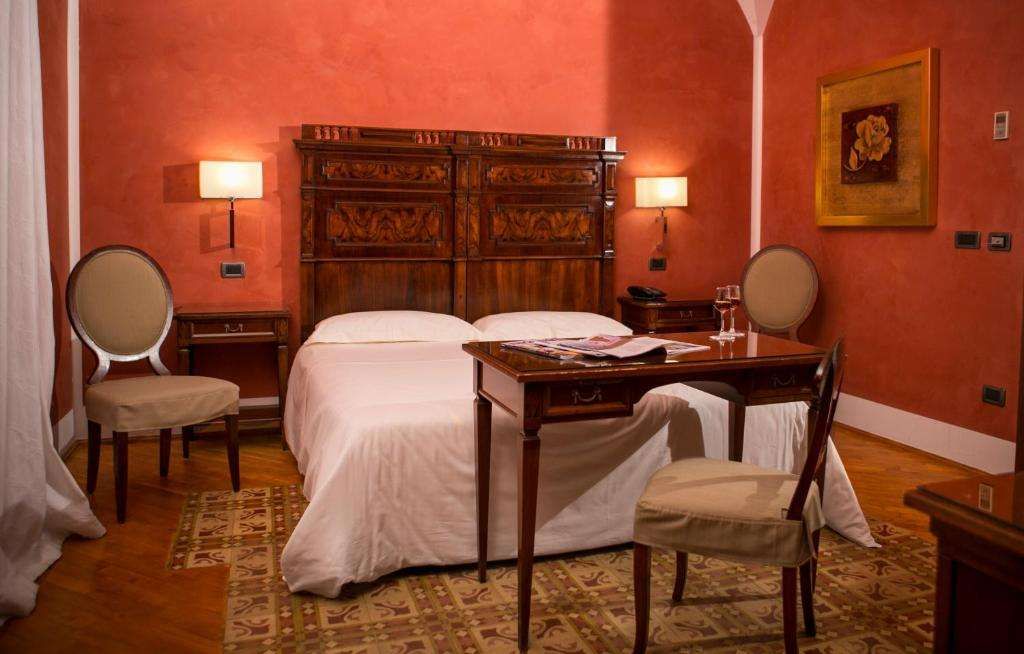 Hotel Carmine