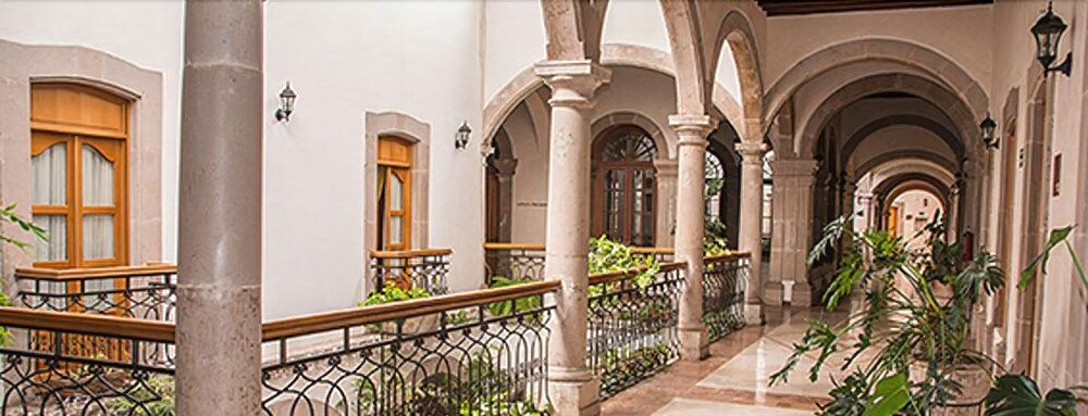Hostal De La Monja
