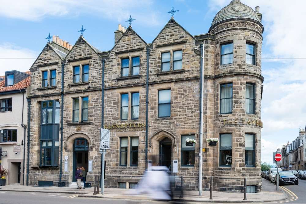 Kinnettles Hotel