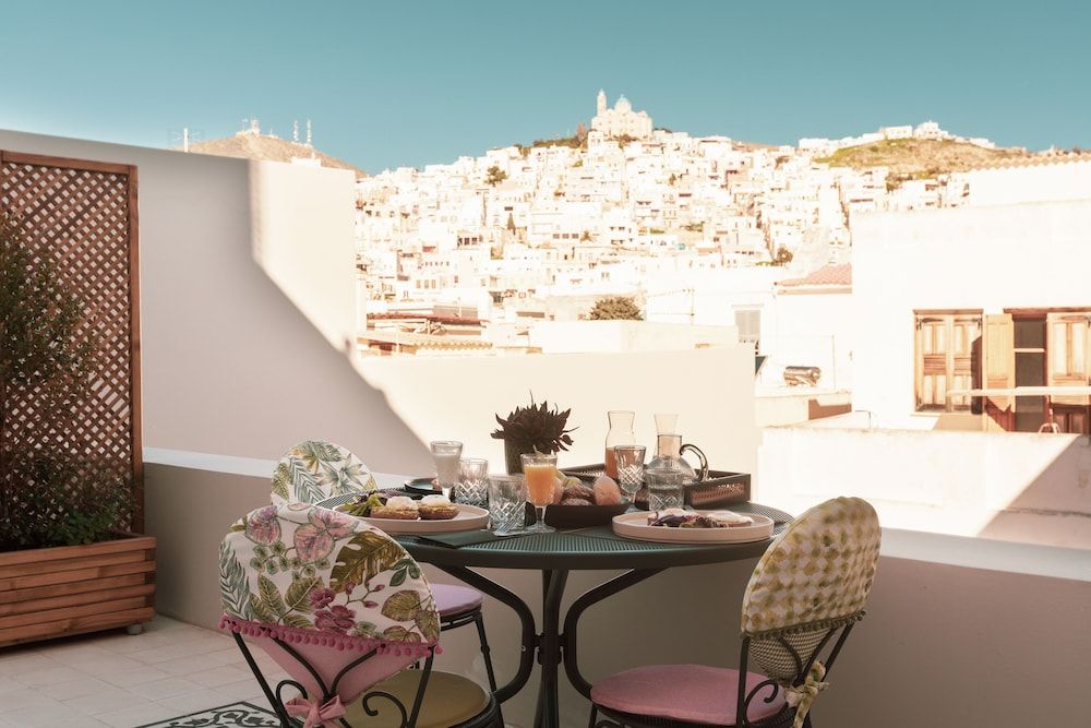 Castro Hotel Syros