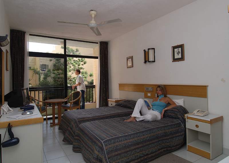 Canifor Hotel