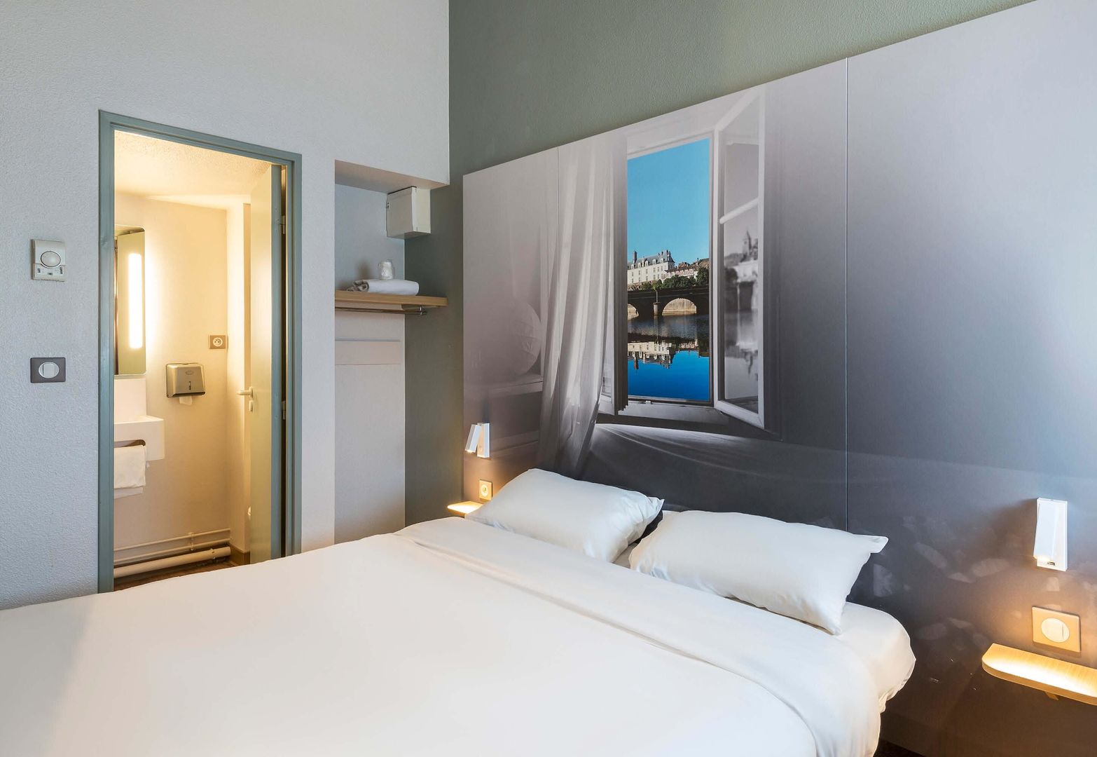 B&B HOTEL Laval Changé