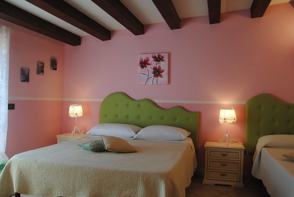 Flower Inn Bed & Breakfast
