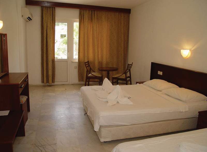 Zeus Turunç Hotel